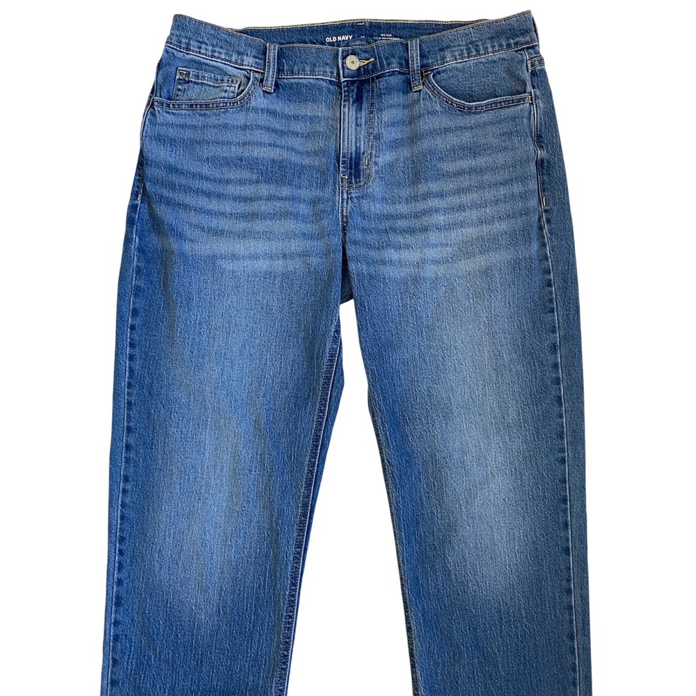 Old Navy Wow Boyfriend Mid-Rise Medium Wash Straight Leg Jeans Womens Size 10 - Picture 2 of 9